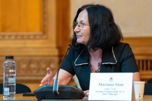 Mariana-Stan-directoare-scoala-laptecorn-151-1536x1024